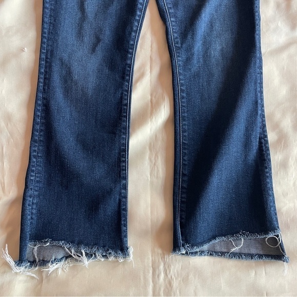 MOTHER- Insider Crop Step Fray Ankle Jeans in Dark Wash Here Kitty Kitty Size 25 - Picture 6 of 11